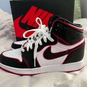 Air Jordan 1 Bloodline High OG GS